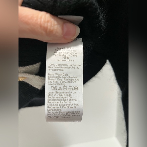 J crew Brushed cashmere fitted cardigan with contrast trim in black/ivory sz XXS - Picture 12 of 13